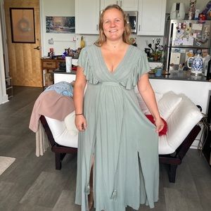 Baltic Born Jennifer Deep V Maxi Dress Large L Sage